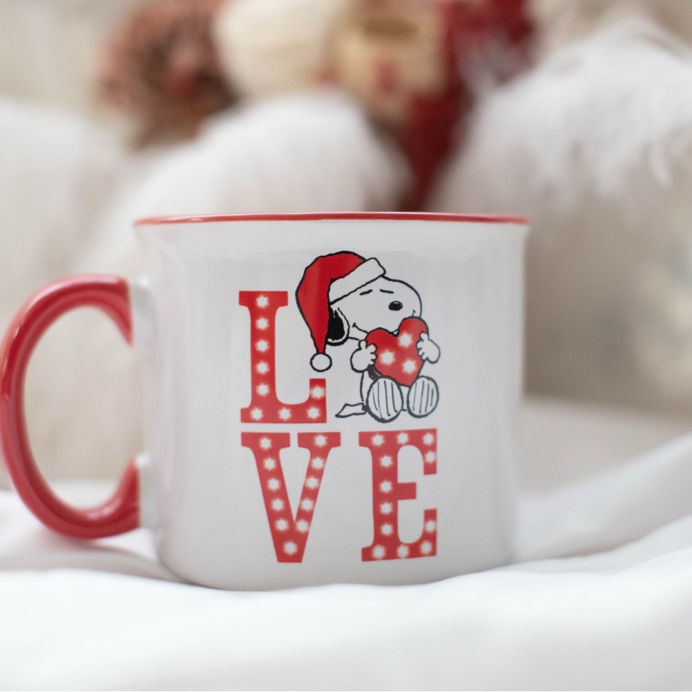 Snoopy Love Mug with Red Handle